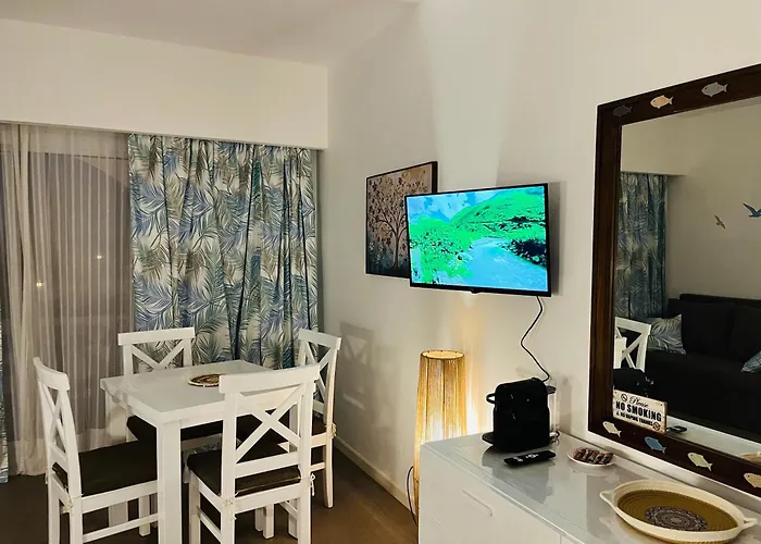 Sultan Coral Bay House *